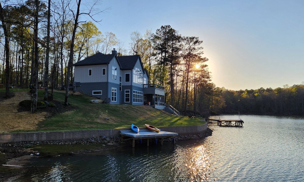 Little Kowaliga House | Newly Built Retreat at Lake Martin, Hosting up to 15, on a quiet cove