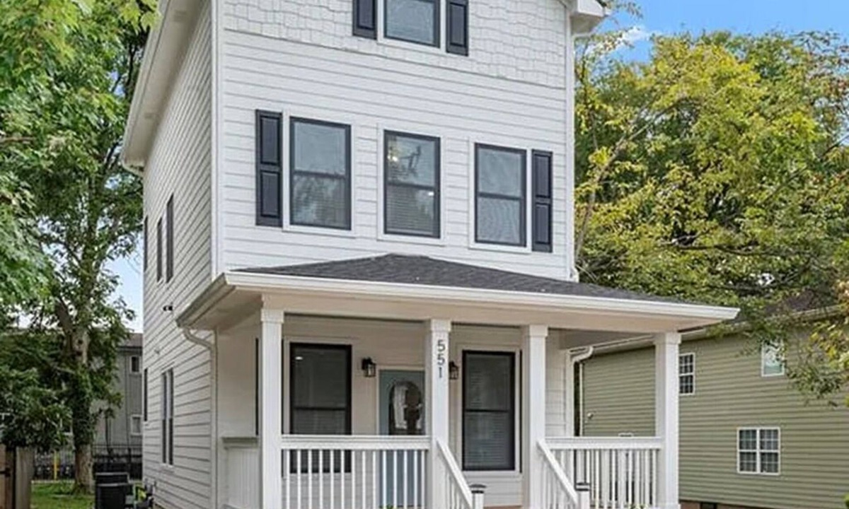 Atlanta House | Newly Constructed 3BR Luxury Home in ATL Downtown