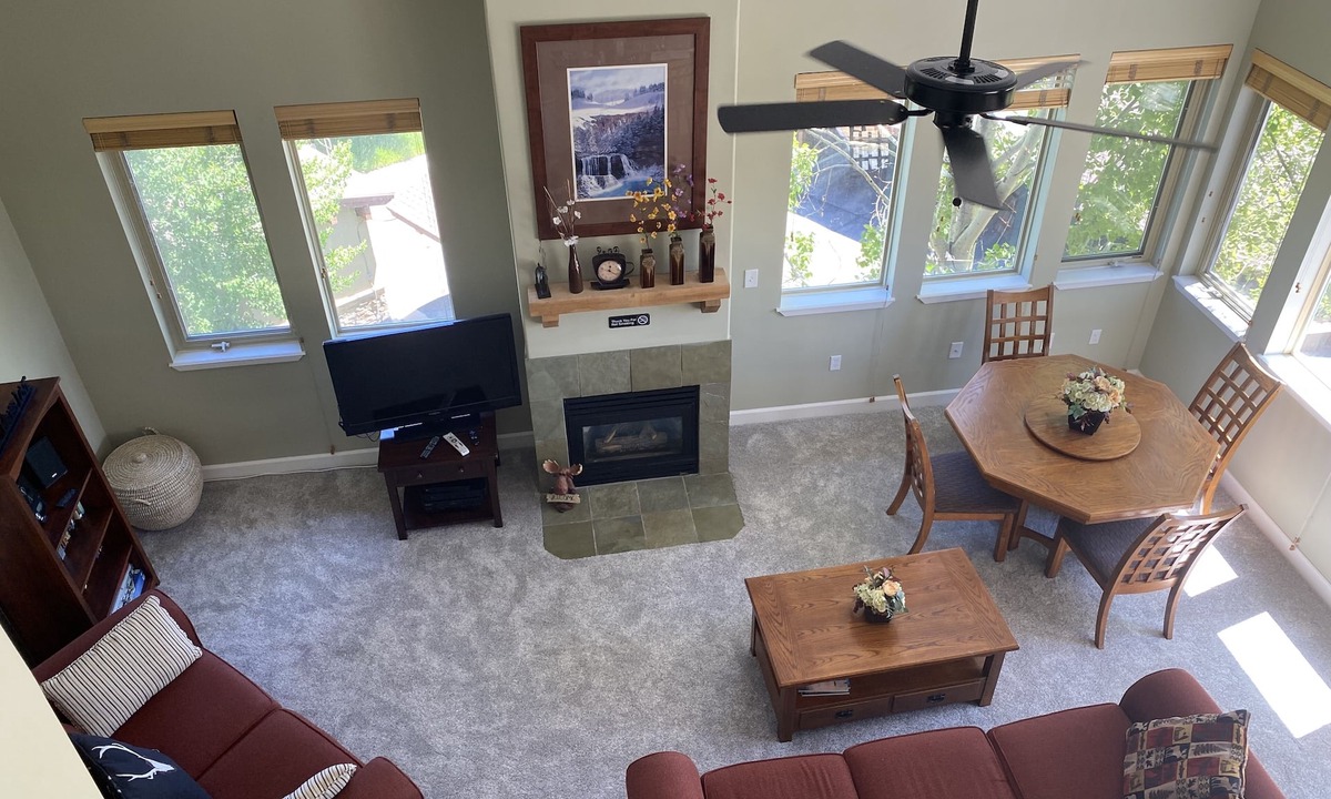 Kimball Junction Condo | Newly Discounted Ski Season Rates! Large, Cozy Condo with View!