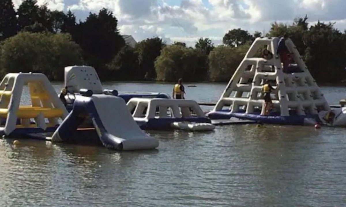 Crays Hill House | Newly Refurbished 3BR House