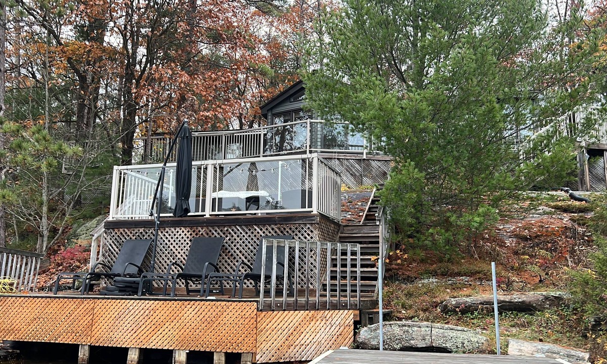 Gravenhurst Cottage | Newly refurbished cottage on beautiful Turtle Lake