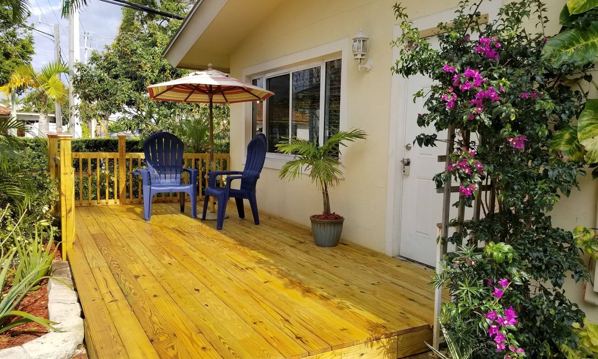 Lauderdale-by-the-Sea House | Newly Remodeled Home - Steps away from white sand beaches!