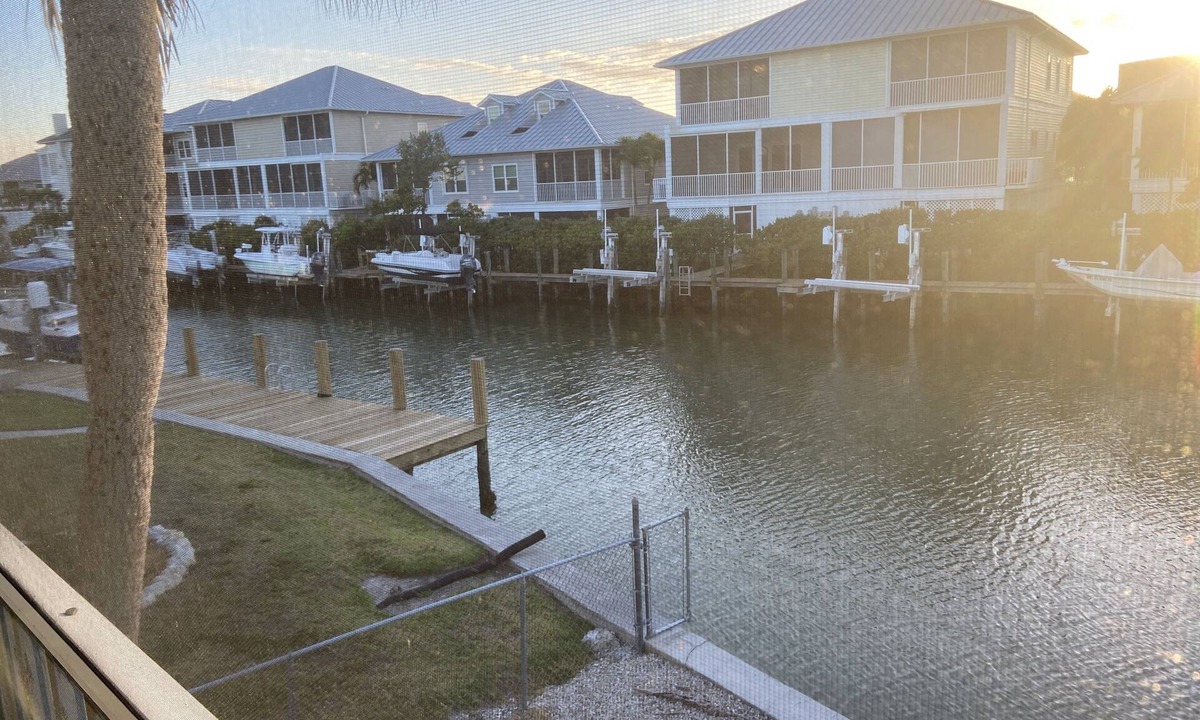 Marco Island Apartment | Newly remodeled 1 bedroom suite in Goodland Fl. fishing island of Marco Island