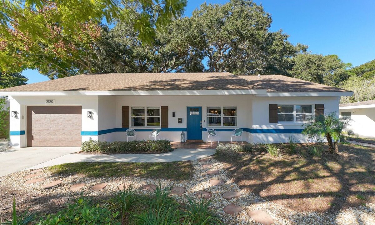 Arlington Park House | NEWLY REMODELED 11/4/2024!