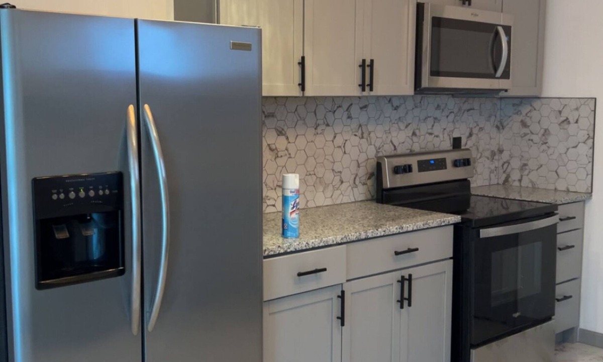 Kansas City House | Newly remodeled 3-bedroom, 2 bath house in Kansas City near Chiefs Stadium
