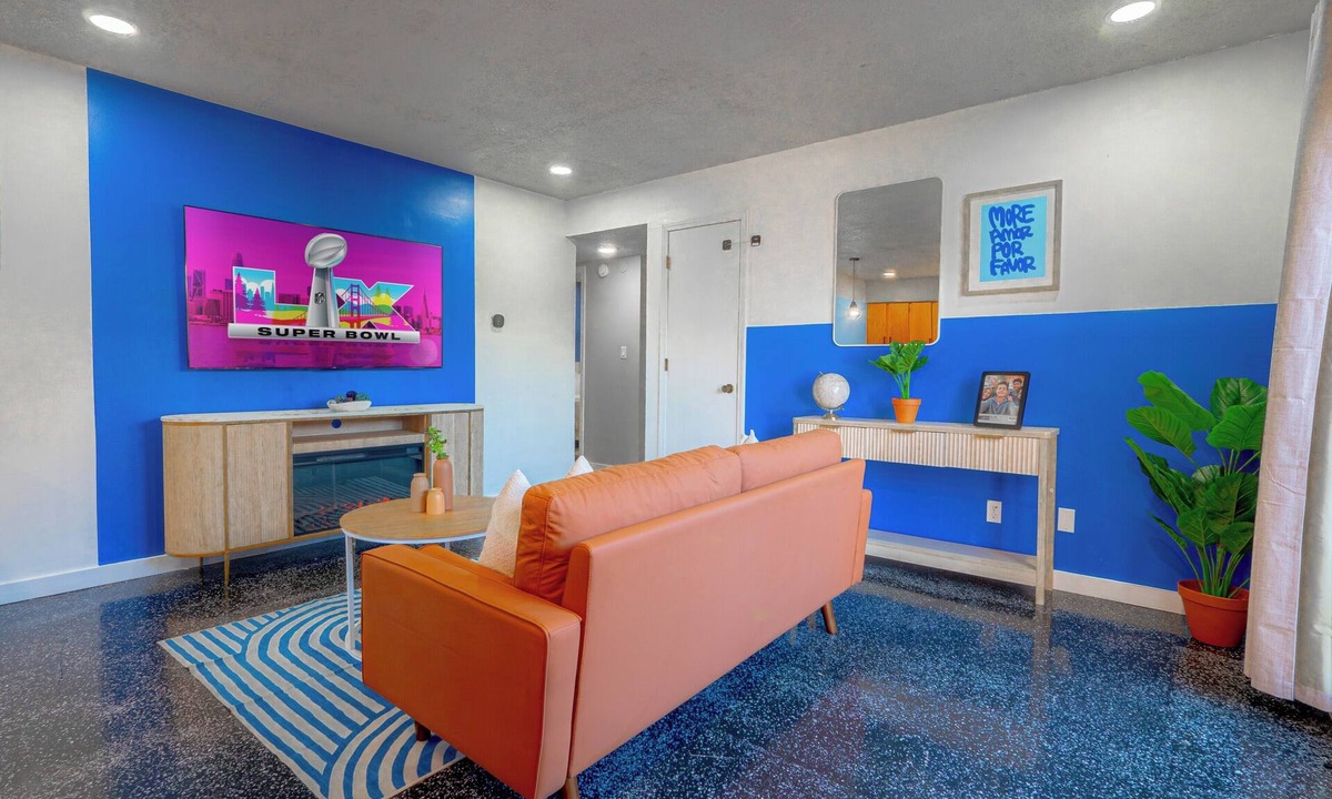 Lawrence Apartment | Newly Remodeled Apt + W/D, Carport/Near Mass