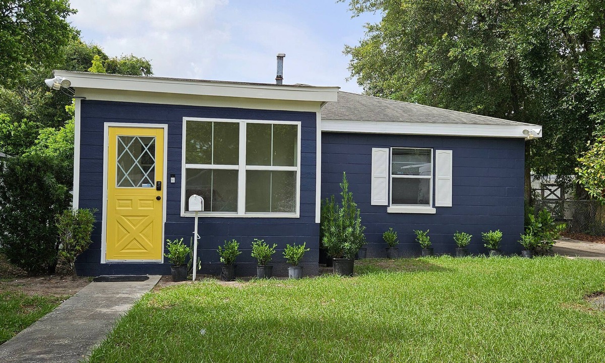 Winter Park House | Newly Remodeled Cottage