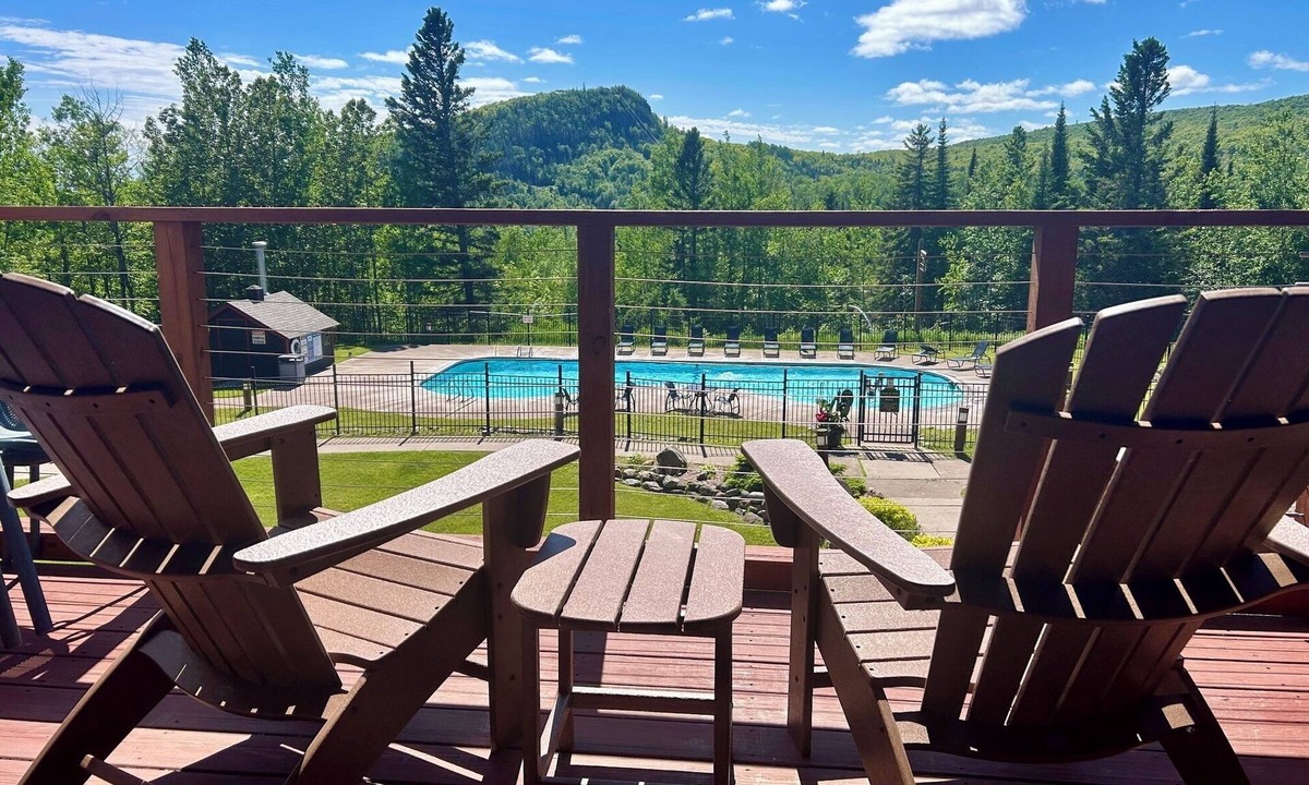 Lutsen Condo | Newly Remodeled Fireplace Studio Ski-in/Ski-Out Condo-Balcony, Pool & Hot Tub