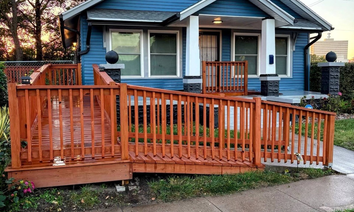 Downtown House | Newly remodeled spacious 3Bd Handicap Accessible home, near Downtown & I-70