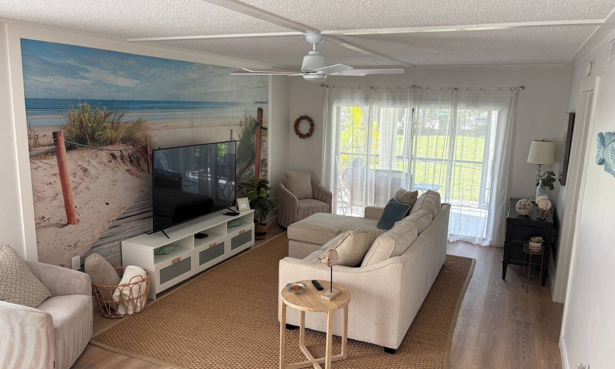 Palmer Ranch Condo | Newly renovated 2-bedroom, 2-bathroom condo located in sunny Sarasota, Florida.