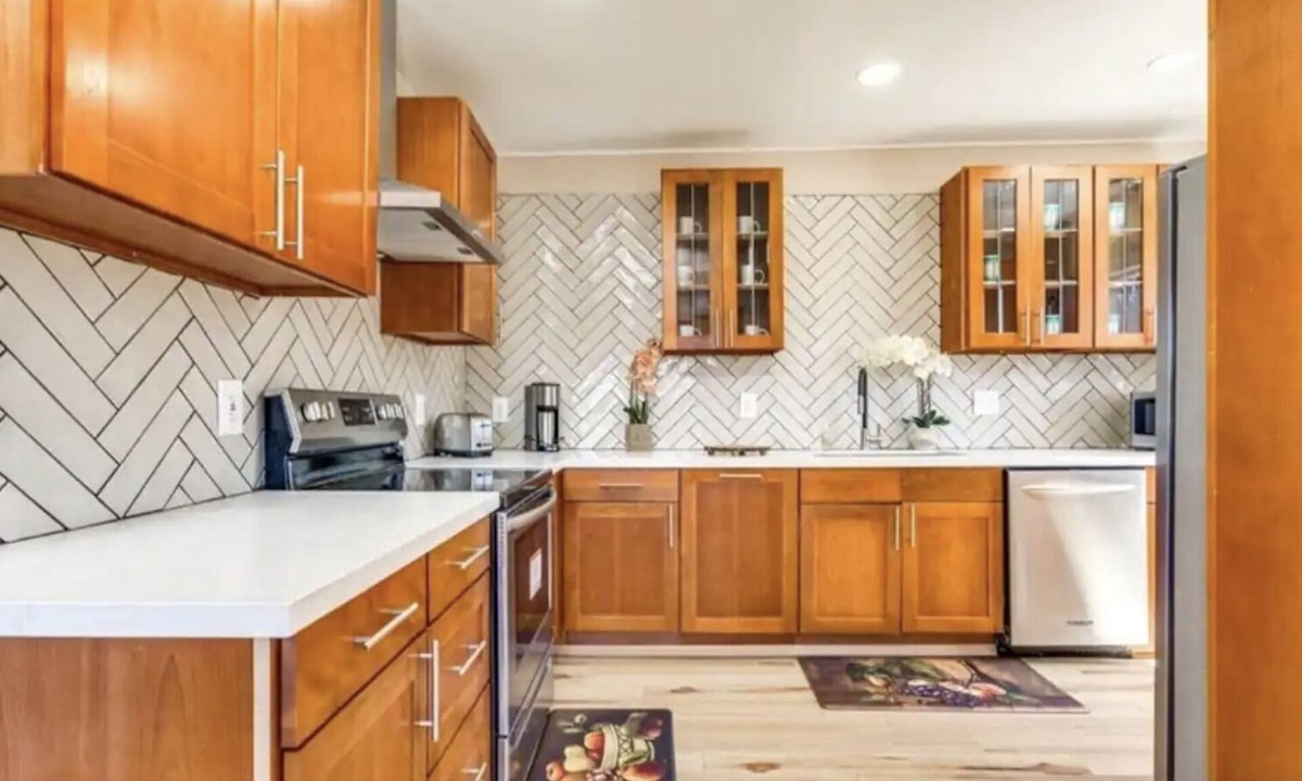 Seattle Metro Area House | Newly Renovated 3bd/2 ba