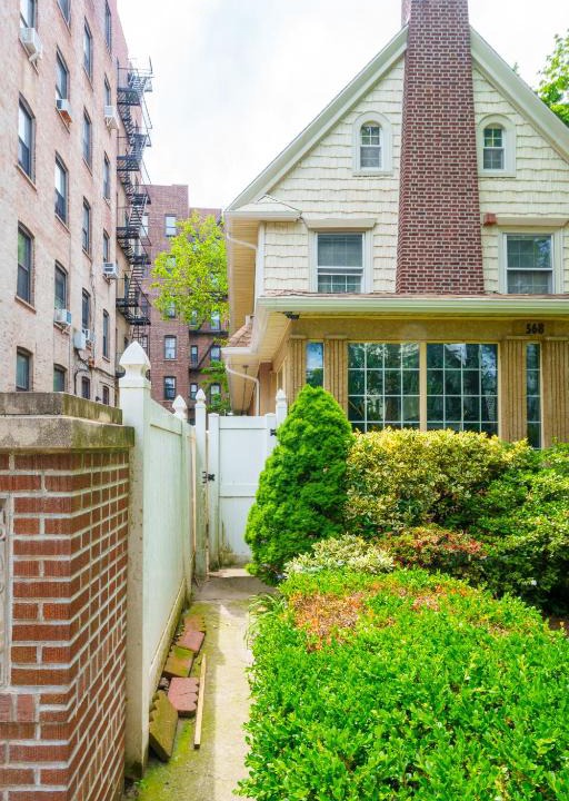 Flatbush Apartment | Newly Renovated Beautiful Studio Apt