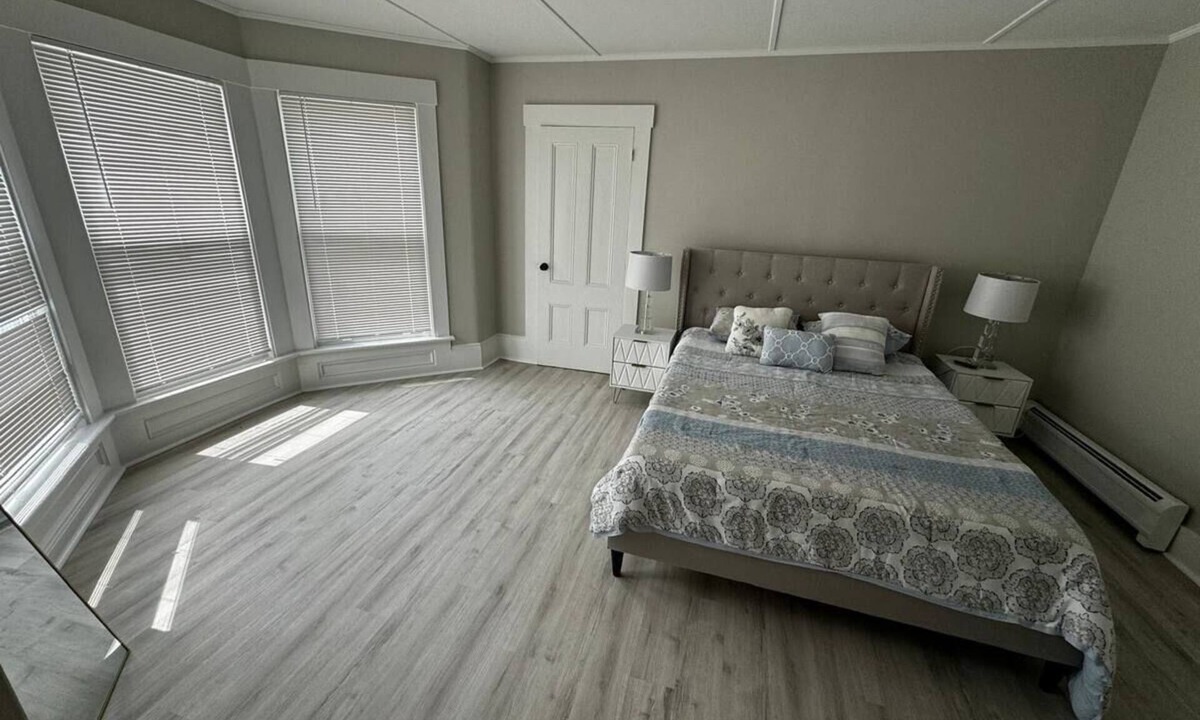 Concord Apartment | Newly Renovated Concord Unit