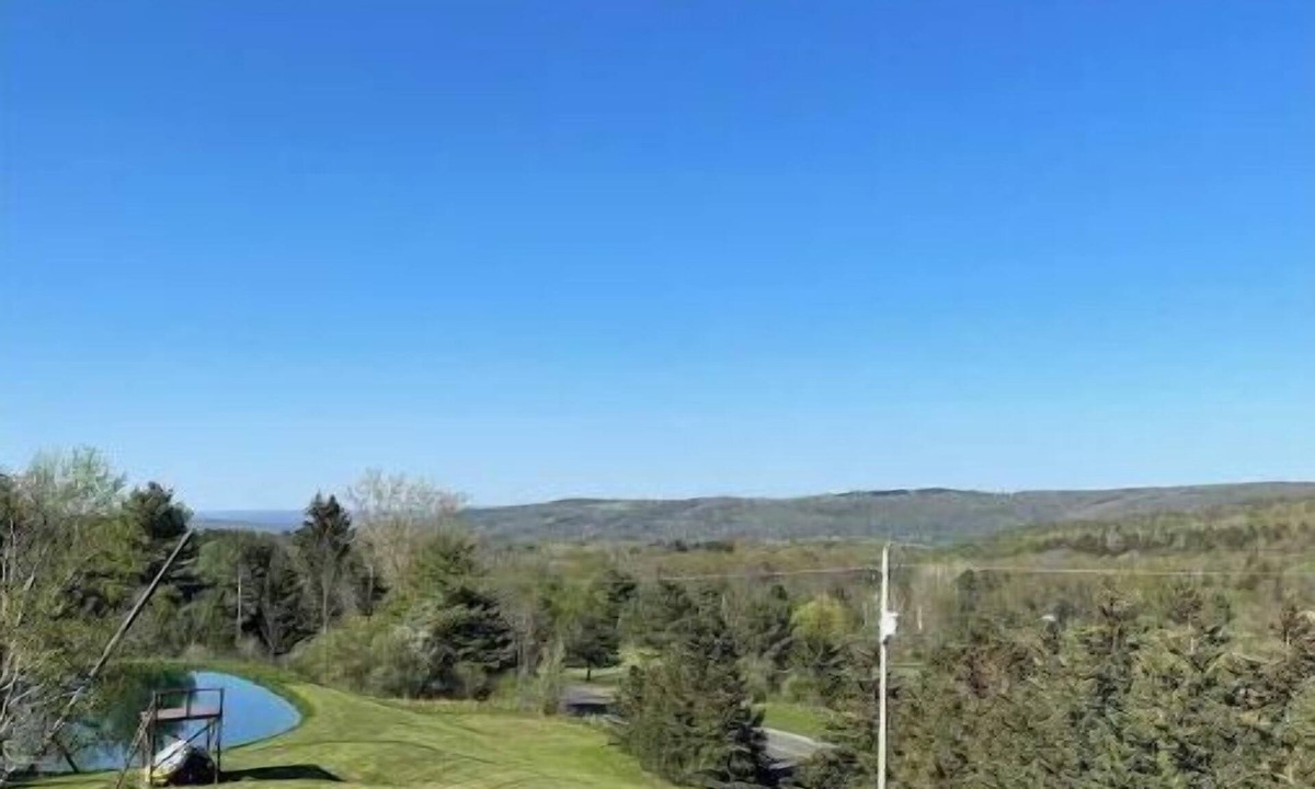Newfield House | *Newly renovated* guesthouse with beautiful views