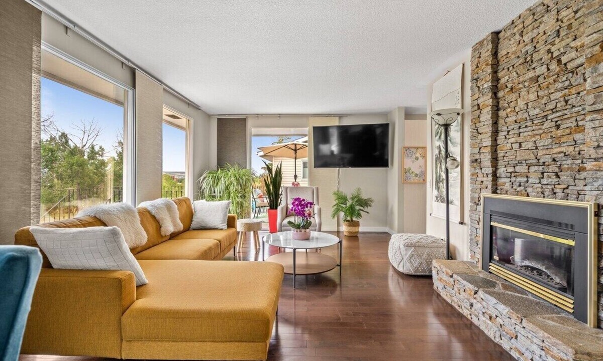 Brentwood House | Newly Renovated Home w 3 BDRMS & Outdoor Spaces