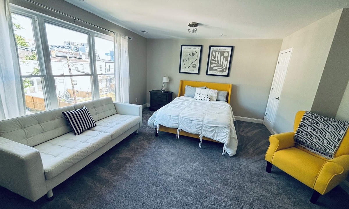 Trinidad Bed & Breakfast | Newly Renovated Spacious 5 Bedroom in the heart of DC! Can sleep 11 people!