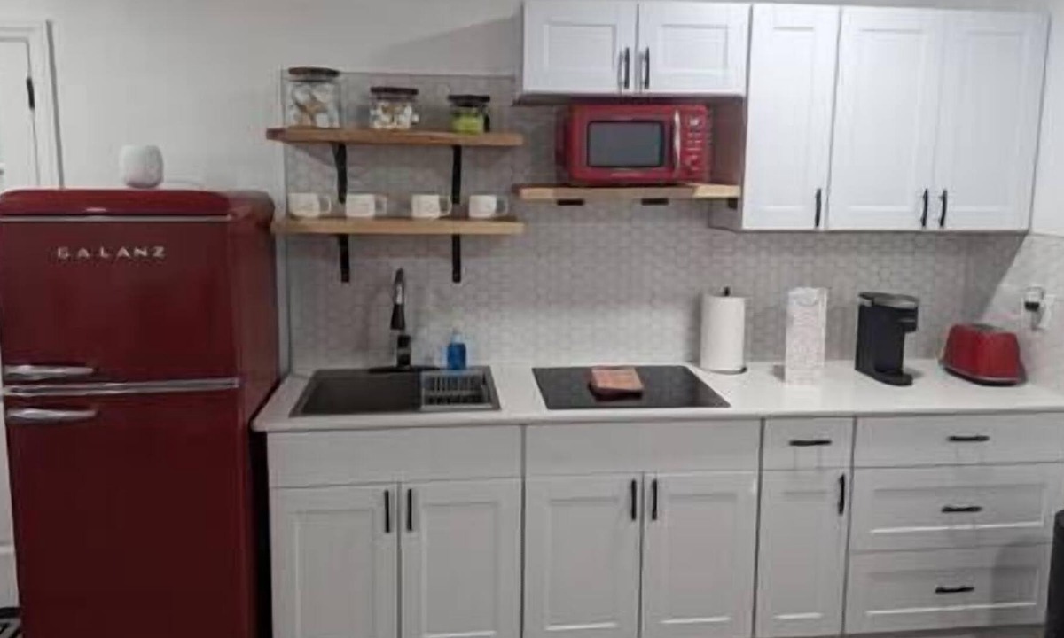 Northeast Raleigh House | Newly Renovated Studio - Close to WakeMed Raleigh