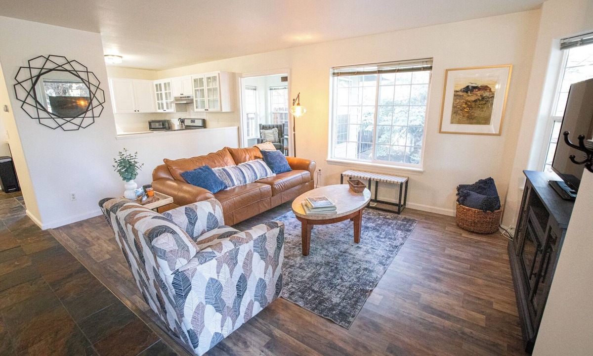 Mountain View House | Newly updated! 4Bdrm, Office, 3 Full Baths, Big yard, Close to everything!