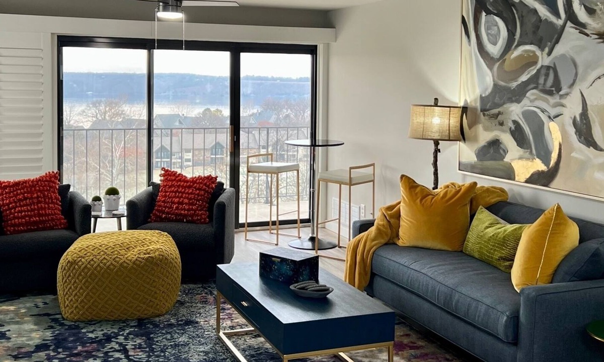 Afton Condo | Newly updated lakeside condo with view located within Shangri La!