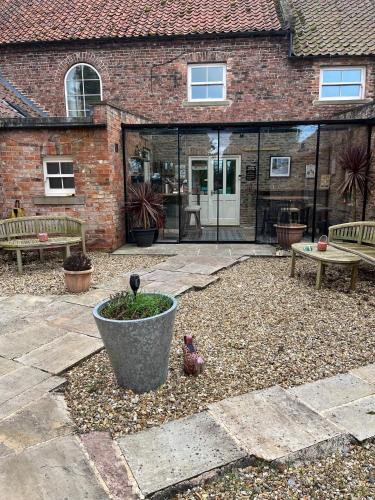 Thirsk Bed & Breakfast | Newsham Grange Farm
