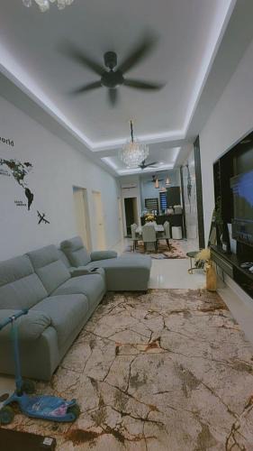 Kampung Gadong Jaya House | NFF Homestay Sendayan Seremban