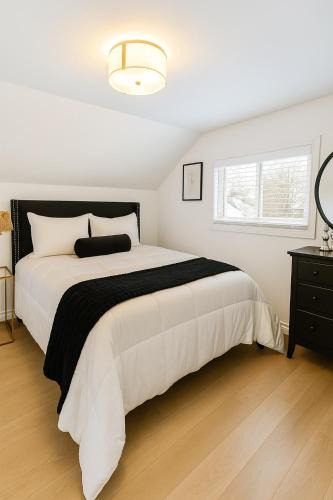 Downtown Apartment | Niagara Escape Loft