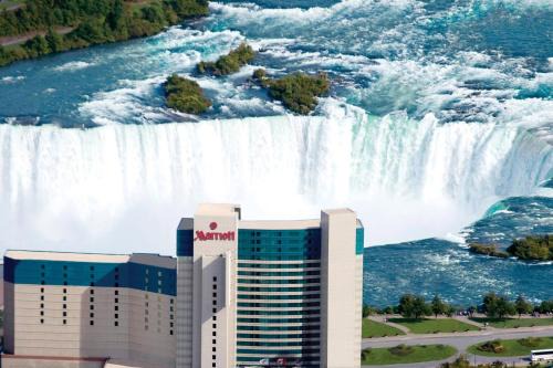 Fallsview Hotel | Niagara Falls Marriott Fallsview Hotel & Spa