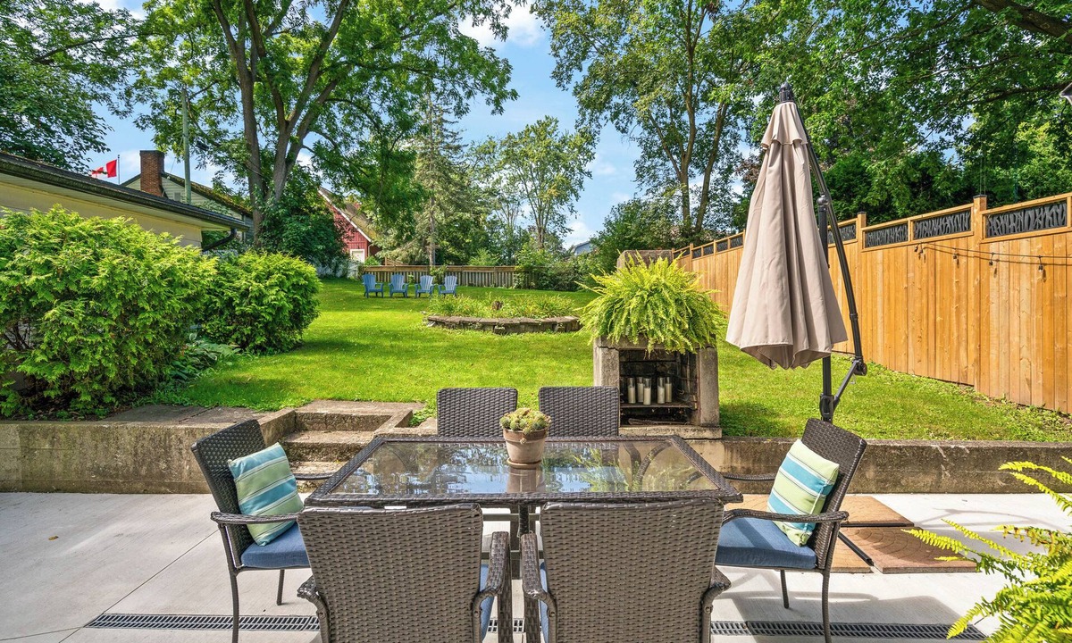 Queenston Cottage | Niagara Wine Country Cottage