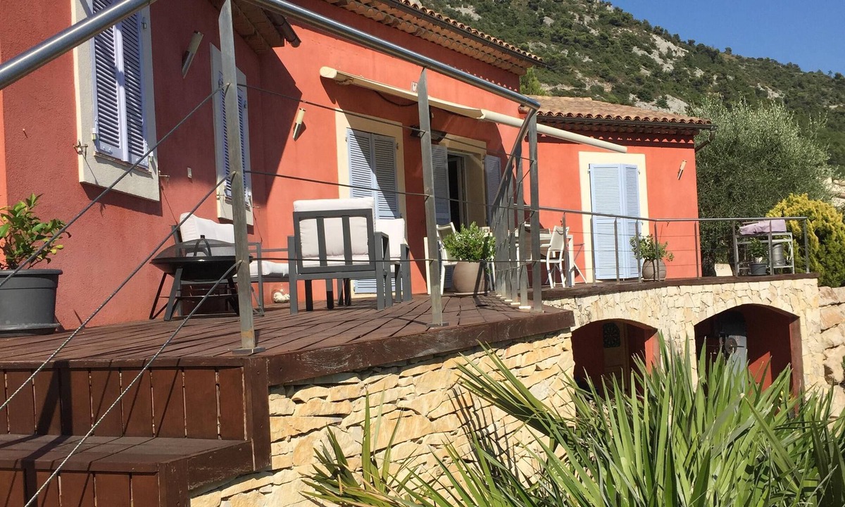Tourrette-Levens Villa | Nice 10km Villa with Spa Pool