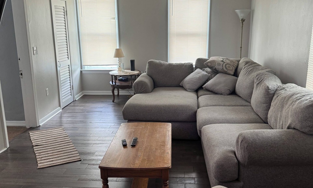 Erie Apartment | Nice 2-bedroom apartment in Erie