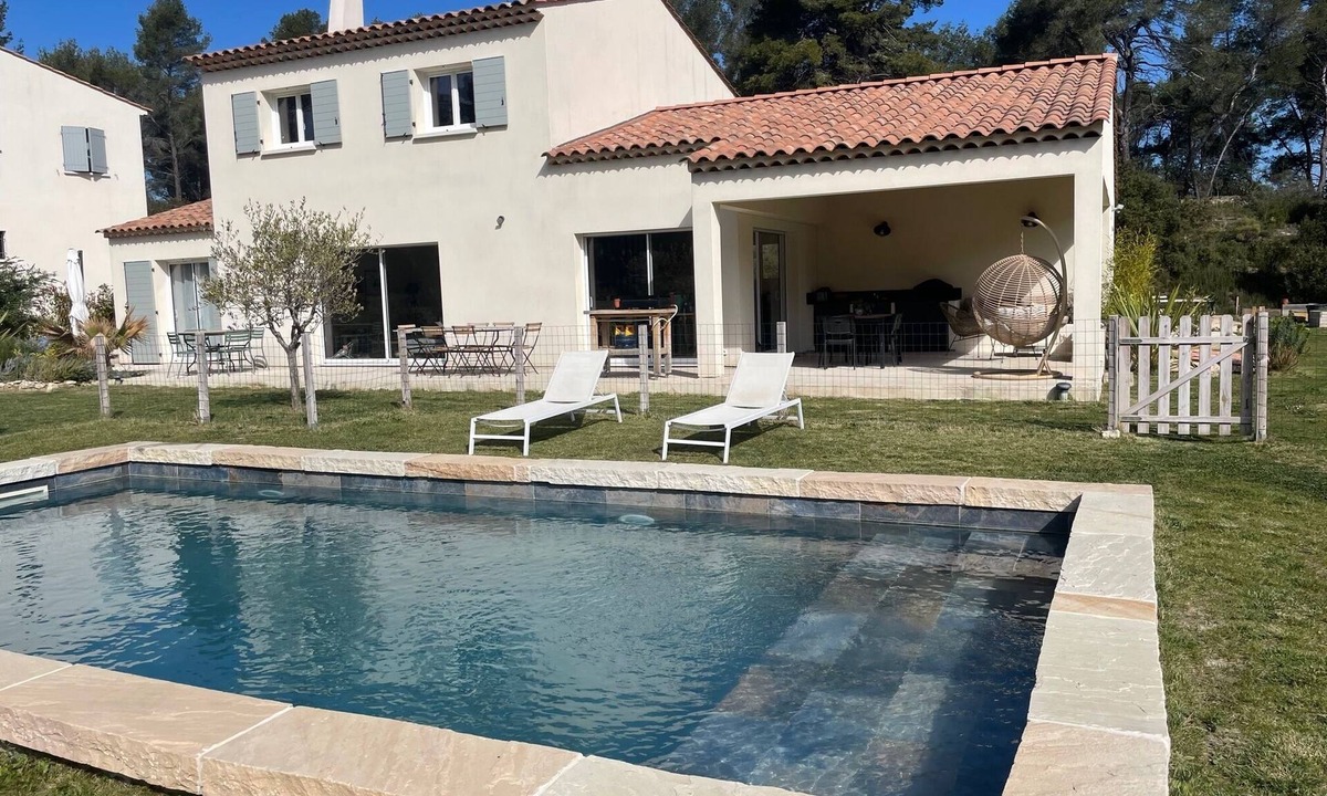Bouc-Bel-Air House | Nice air-conditioned villa -private pool and garden-.