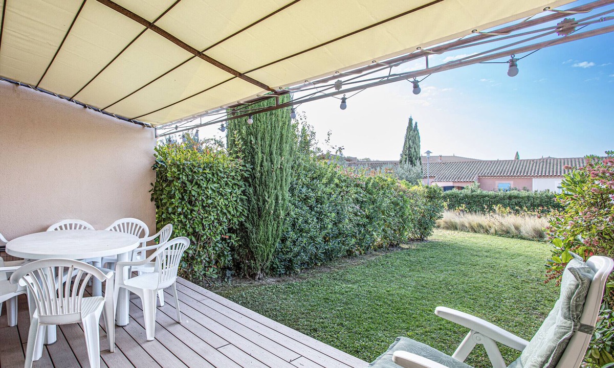 Homps Villa | Nice air-conditioned Villa for 6 pers near the lake
