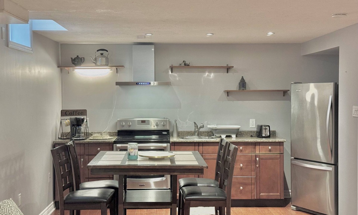 York Regional Municipality House | Nice and clean cosy apartment basement