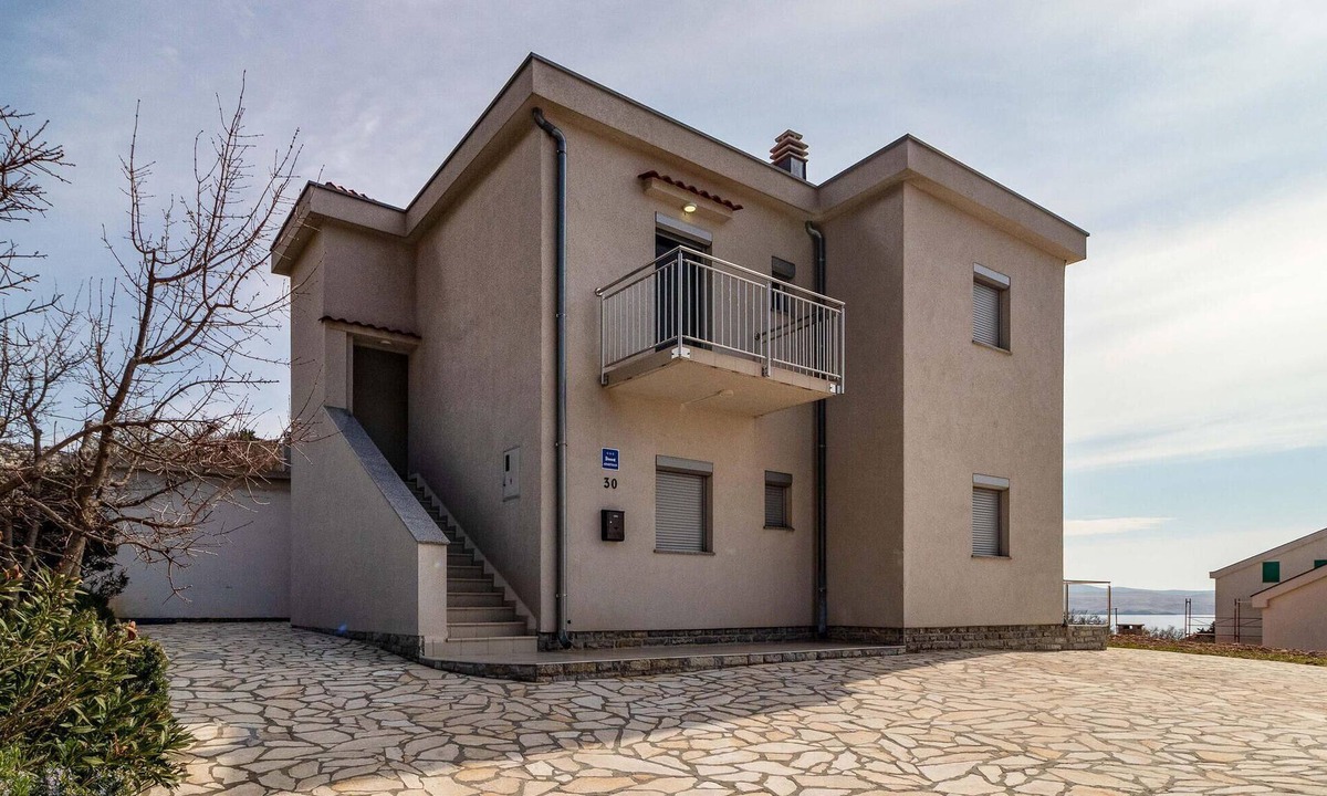 Cesarica Apartment | Nice apartment in Ribarica - Karlobag with WiFi