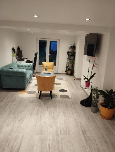 Ferrieres Apartment | Nice apartment 1 hour from Paris and 45 minutes from Orléans