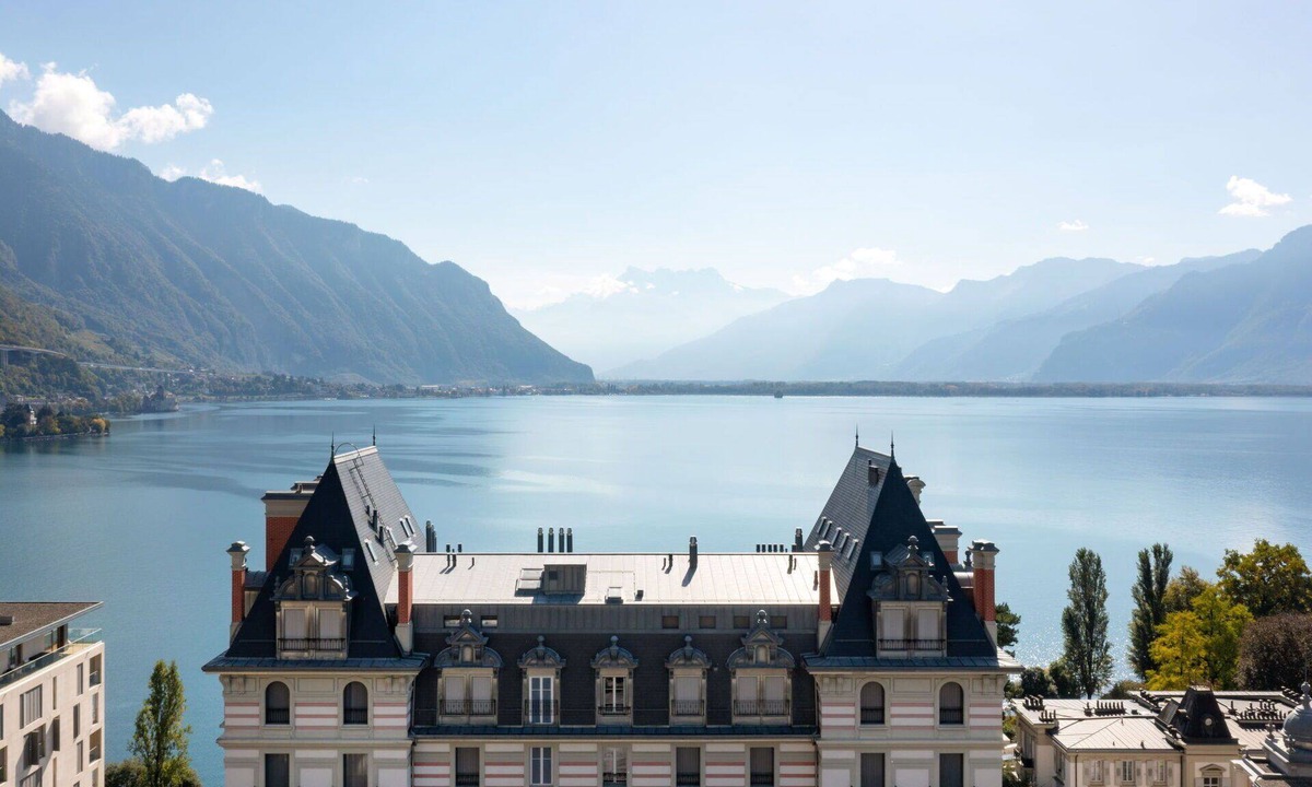 Montreux Apartment | Nice apartment for 2 guests with pool, WIFI, TV, terrace, panoramic view and parking