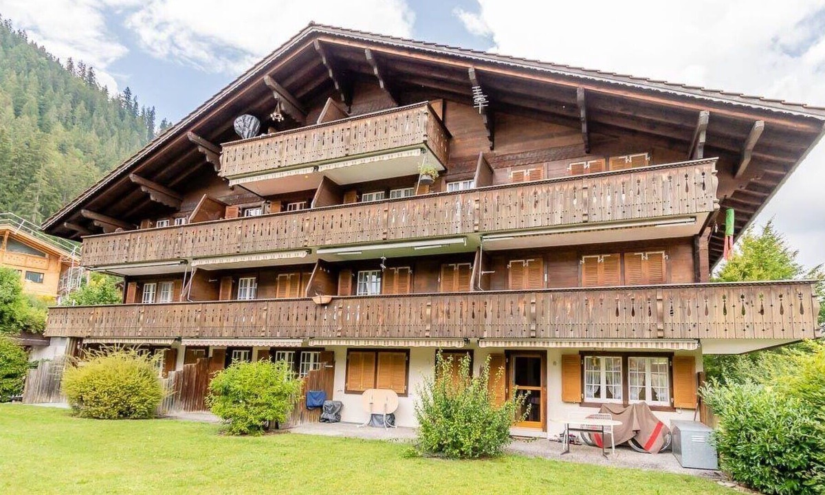 Zweisimmen Apartment | Nice apartment for 3 people with WIFI, balcony, pets allowed and parking
