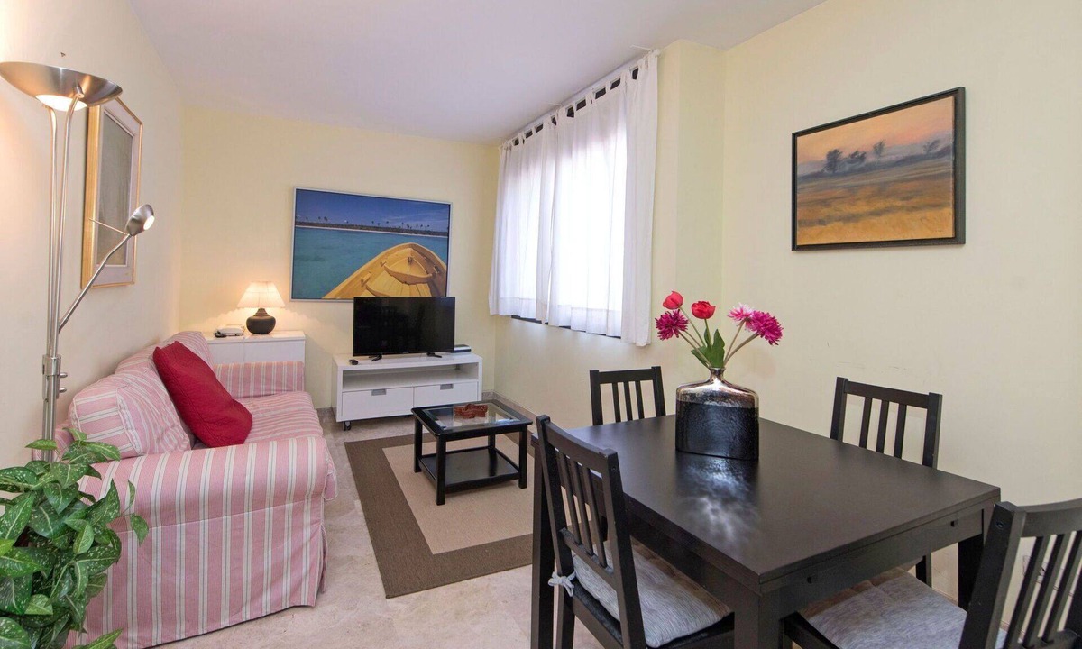 La Vila Olimpica del Poblenou Apartment | Nice apartment for 4 people with A/C, WIFI and TV