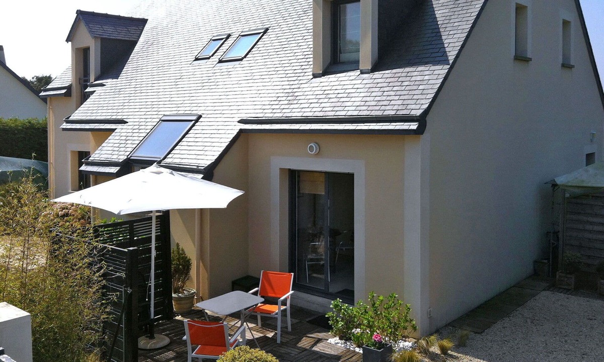 Lancieux Apartment | Nice apartment for 4 guests with WIFI, TV, terrace and pets allowed