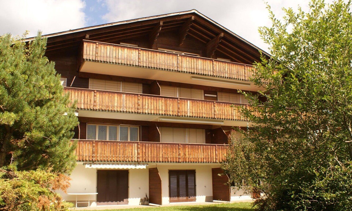Zweisimmen Apartment | Nice apartment for 6 guests with WIFI, TV and balcony