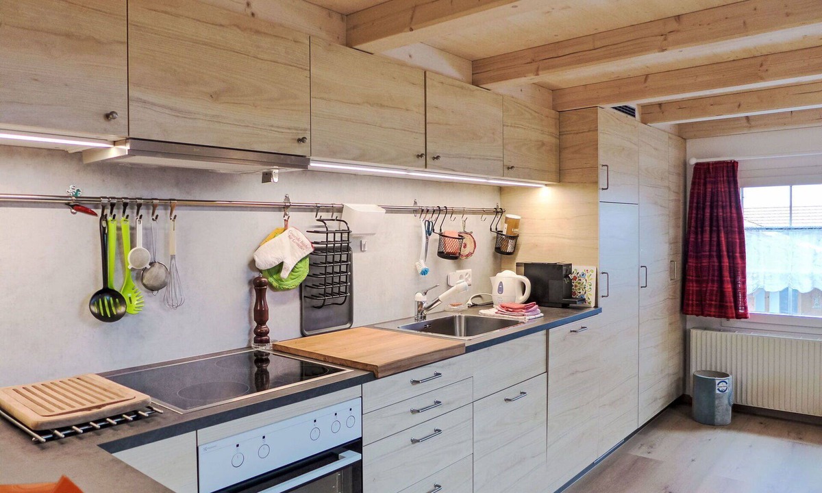 Brienzwiler Apartment | Nice apartment for 7 people with WIFI, TV, terrace, pets allowed and panoramic view