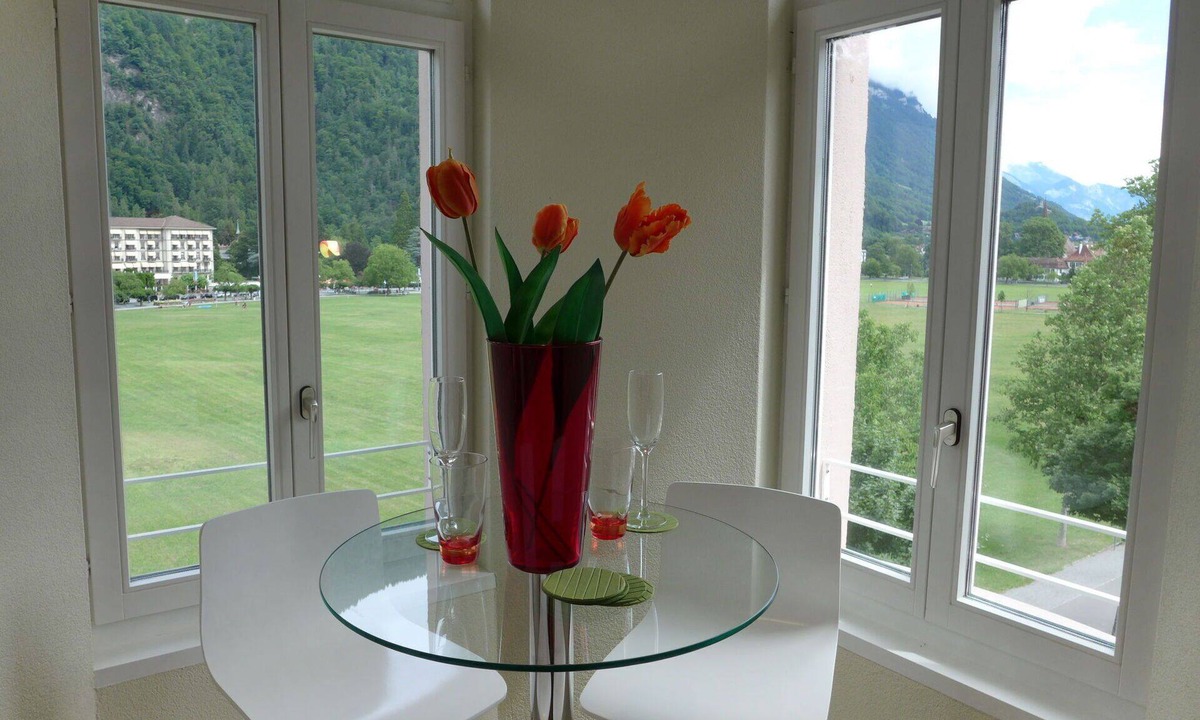 Central Interlaken Apartment | Nice apartment for 4 guests with WIFI, TV, balcony and panoramic view