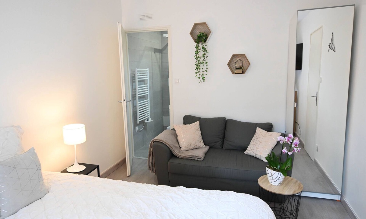 Saint-Pierre - Rene II - Bonsecours Apartment | Nice apartment*free parking in the neighborhood