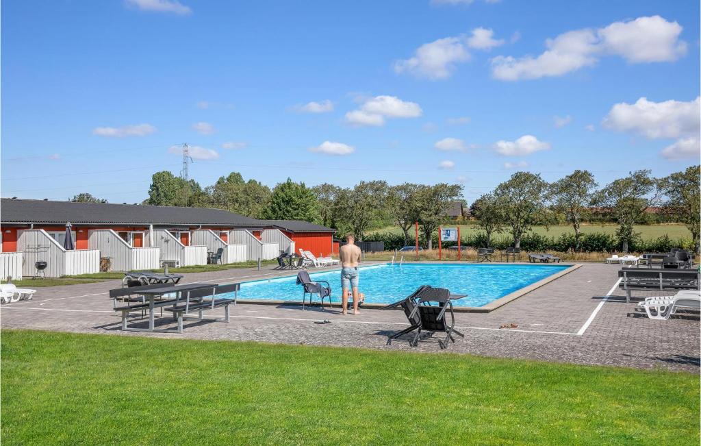 Akirkeby Apartment | Nice Apartment In Aakirkeby