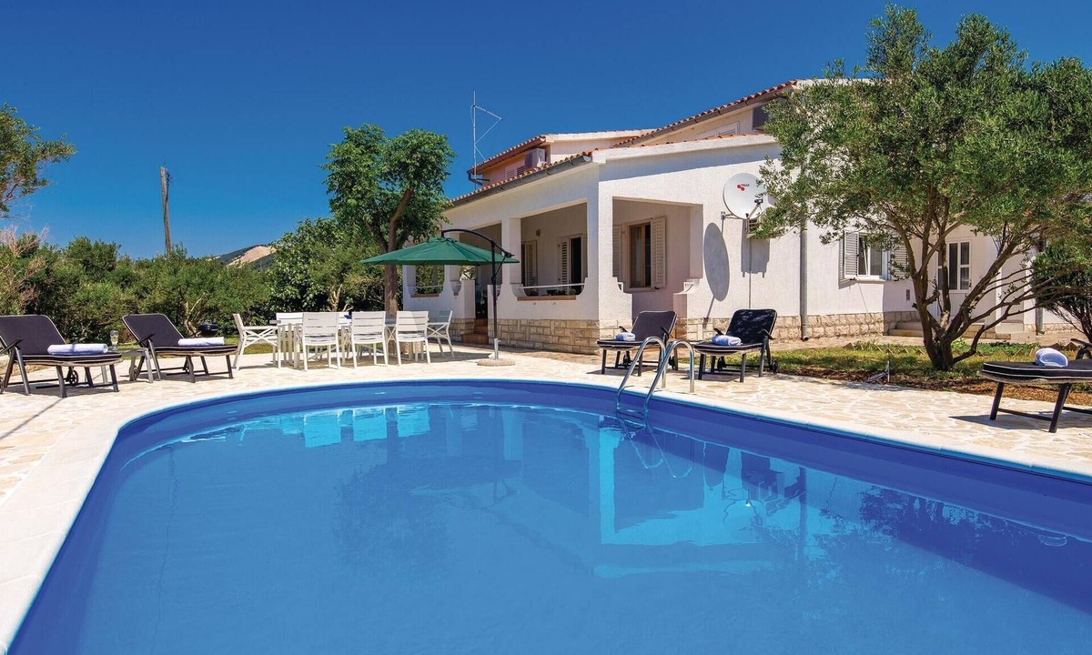 Barbat na Rabu Apartment | Nice apartment in Barbat with WiFi