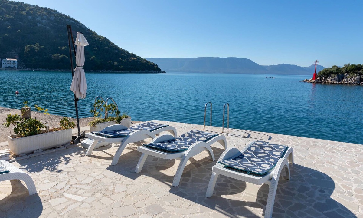 Blace Apartment | Nice apartment in Blace with house sea view