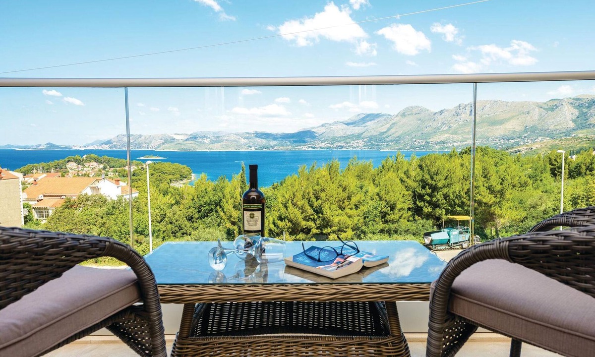 Cavtat Apartment | Nice apartment in Cavtat with house sea view