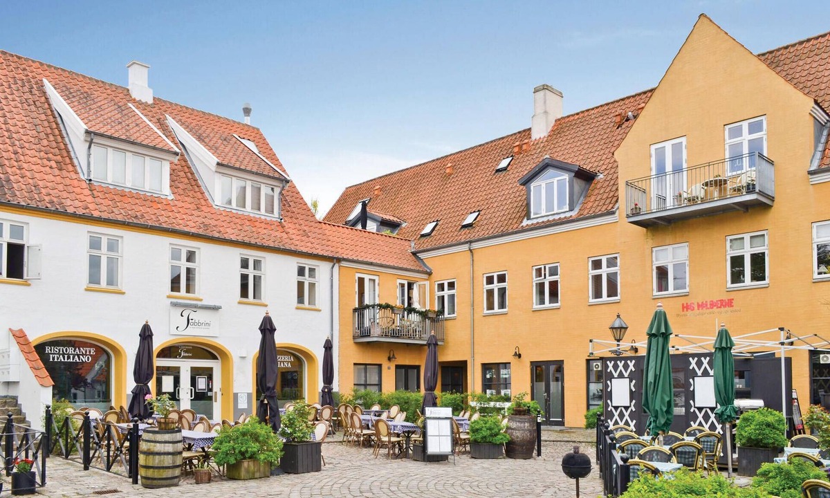 Syddjurs Kommune Apartment | Nice apartment in Ebeltoft with WiFi
