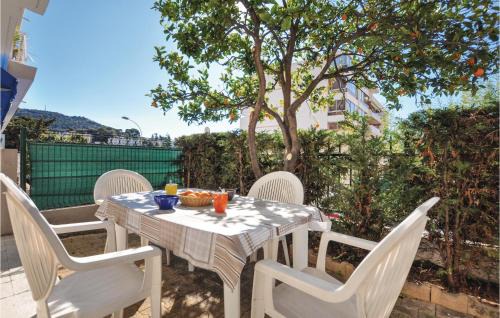 Le Cannet Apartment | Nice Apartment In Le Cannet With Wifi