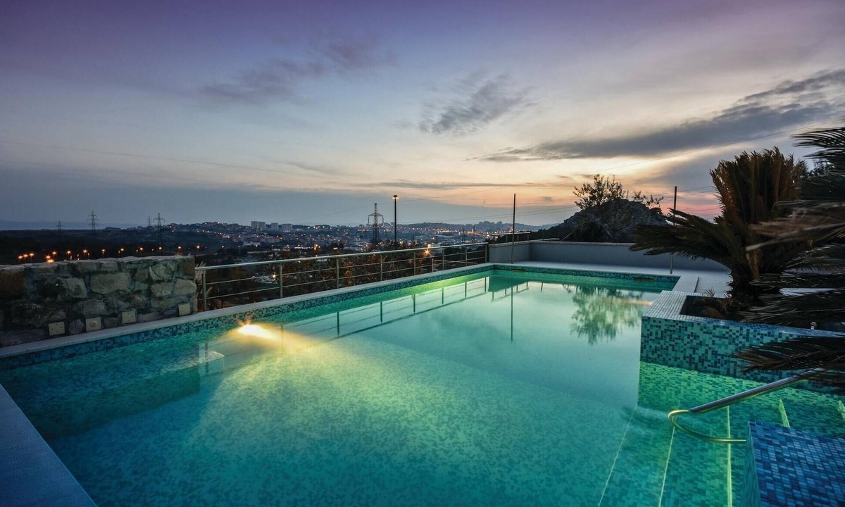 Split Apartment | Nice apartment in Mravince